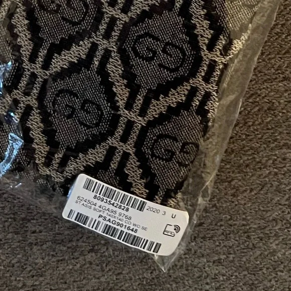 New Gucci GG monogram Fringed Logo-Jacquard Cotton Wool Silk-Blend Scarf - Picture 11 of 11